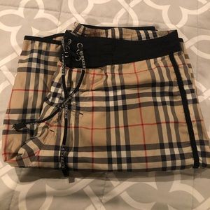 BURBERY MENS board shorts